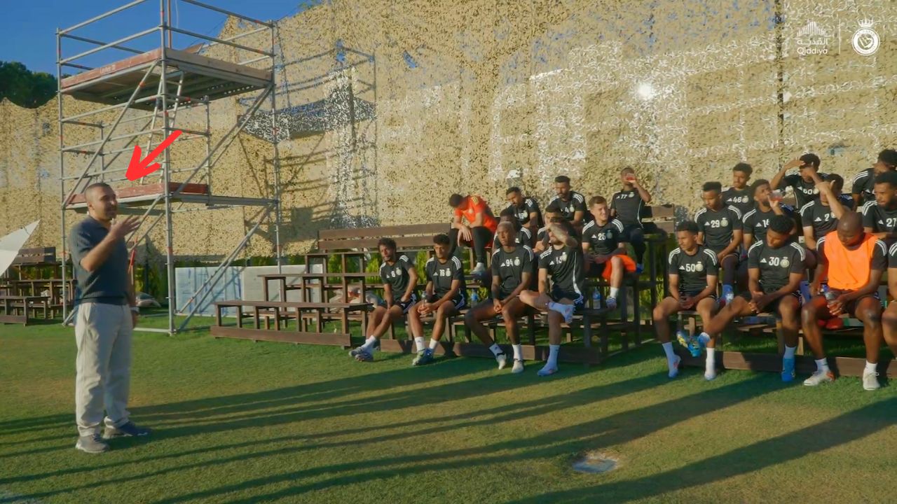 لقهر الهلال.. رئيس النصر يحفز لاعبي النصر بكلمات نارية