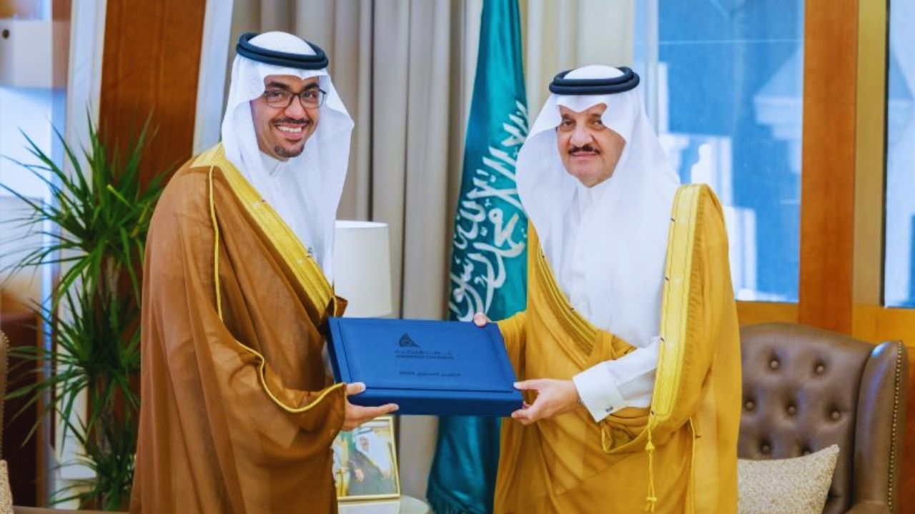 الأمير سعود بن نايف يطّلع على إنجازات غرفة الشرقية 5 الأمير سعود بن نايف يطّلع على إنجازات غرفة الشرقية
