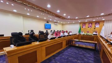 تعليم الطائف يستعرض خطة التحول مع قادة المدارس