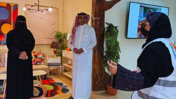 الغامدي يزور مدرستين ويشيد بتفاعل الطالبات والميدان التربوي