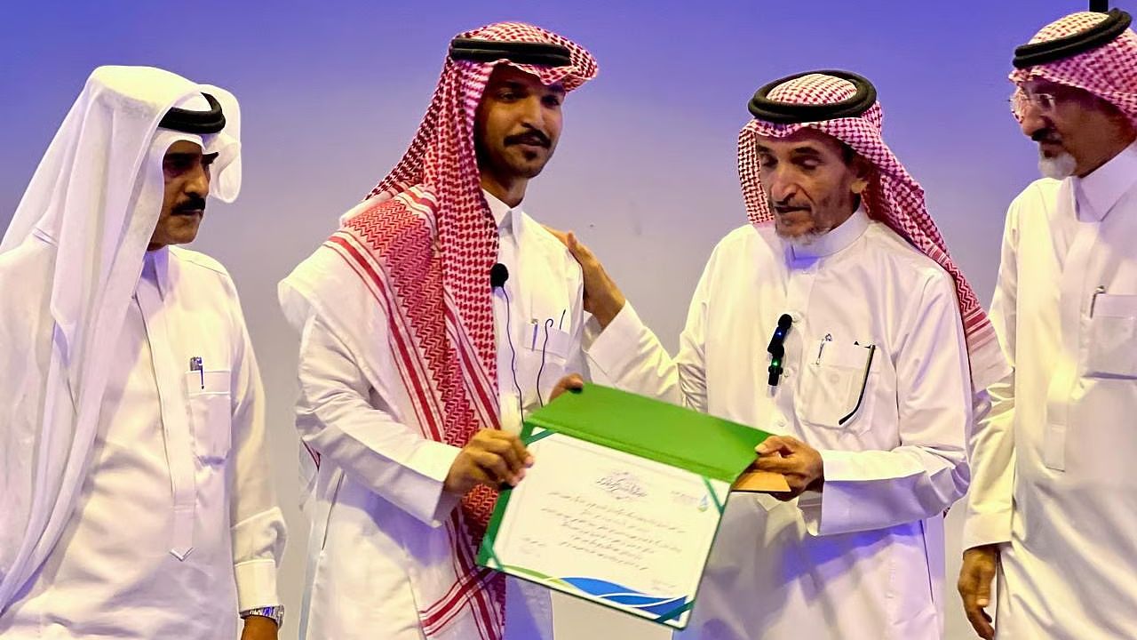 عايض بن درهم يدشن مشروع "سقيا الحجاج" بحضور قيادات تطوعية 5 عايض بن درهم يدشن مشروع “سقيا الحجاج” بحضور قيادات تطوعية