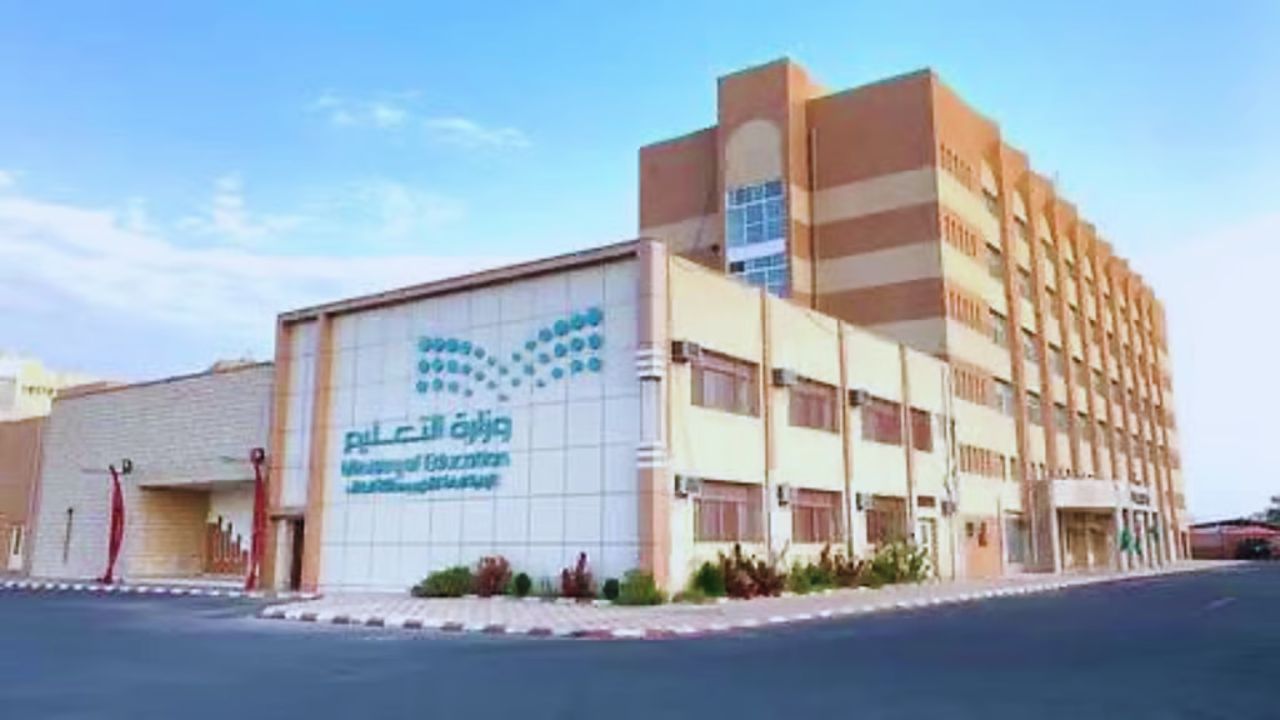 برامج صحية توعوية في مدارس الطائف ضد التدخين 5 برامج صحية توعوية في مدارس الطائف ضد التدخين