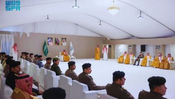 الأمير عبدالعزيز بن سعود يطلع على منجزات القطاعات الأمنية بمكة