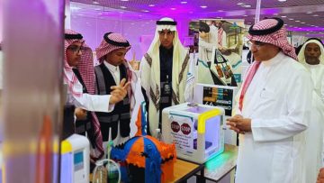 الغامدي يدشن معرض تحدي الطباعة ثلاثية الأبعاد