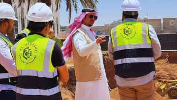 الزايدي يقف ميدانيًا على سير أعمال تطوير وسط حائل