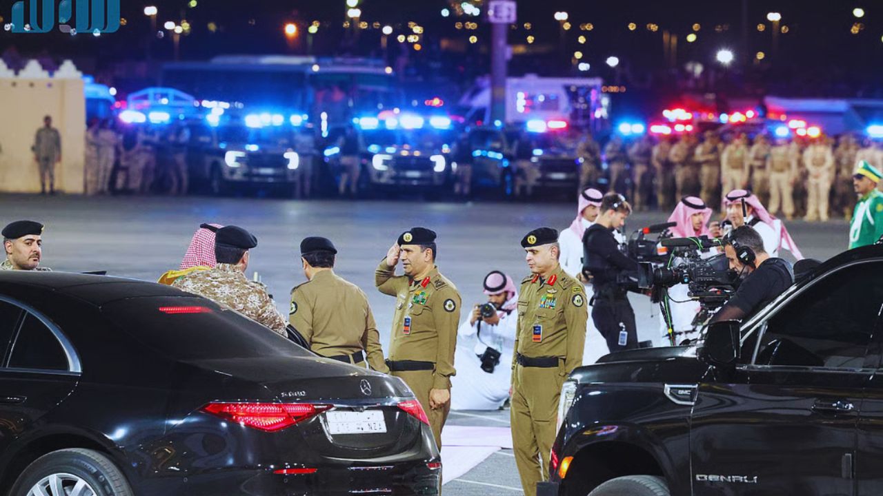 وزير الداخلية يتفقد جاهزية قوات أمن الحج 5 وزير الداخلية يتفقد جاهزية قوات أمن الحج