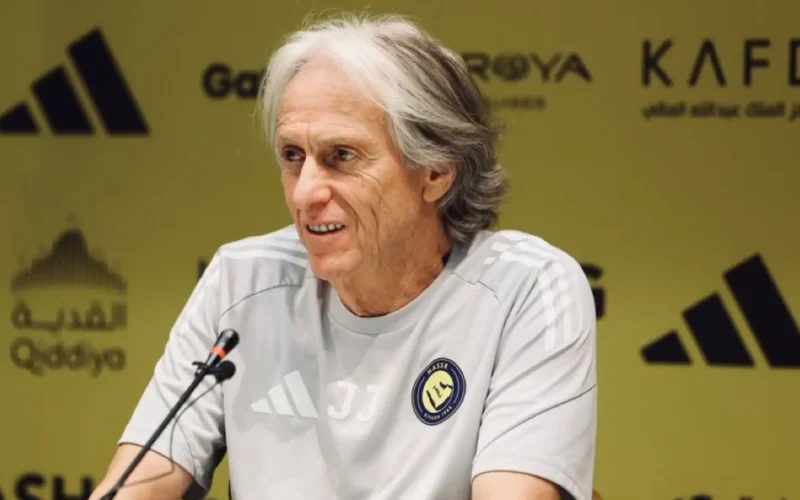 6 انتصارات متتالية.. جيسوس يحصد جائزة الأفضل