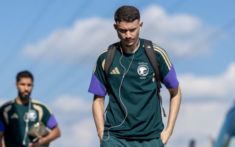 دونيس يغلق تدريب المنتخب السعودي قبل ودية بورتوريكو